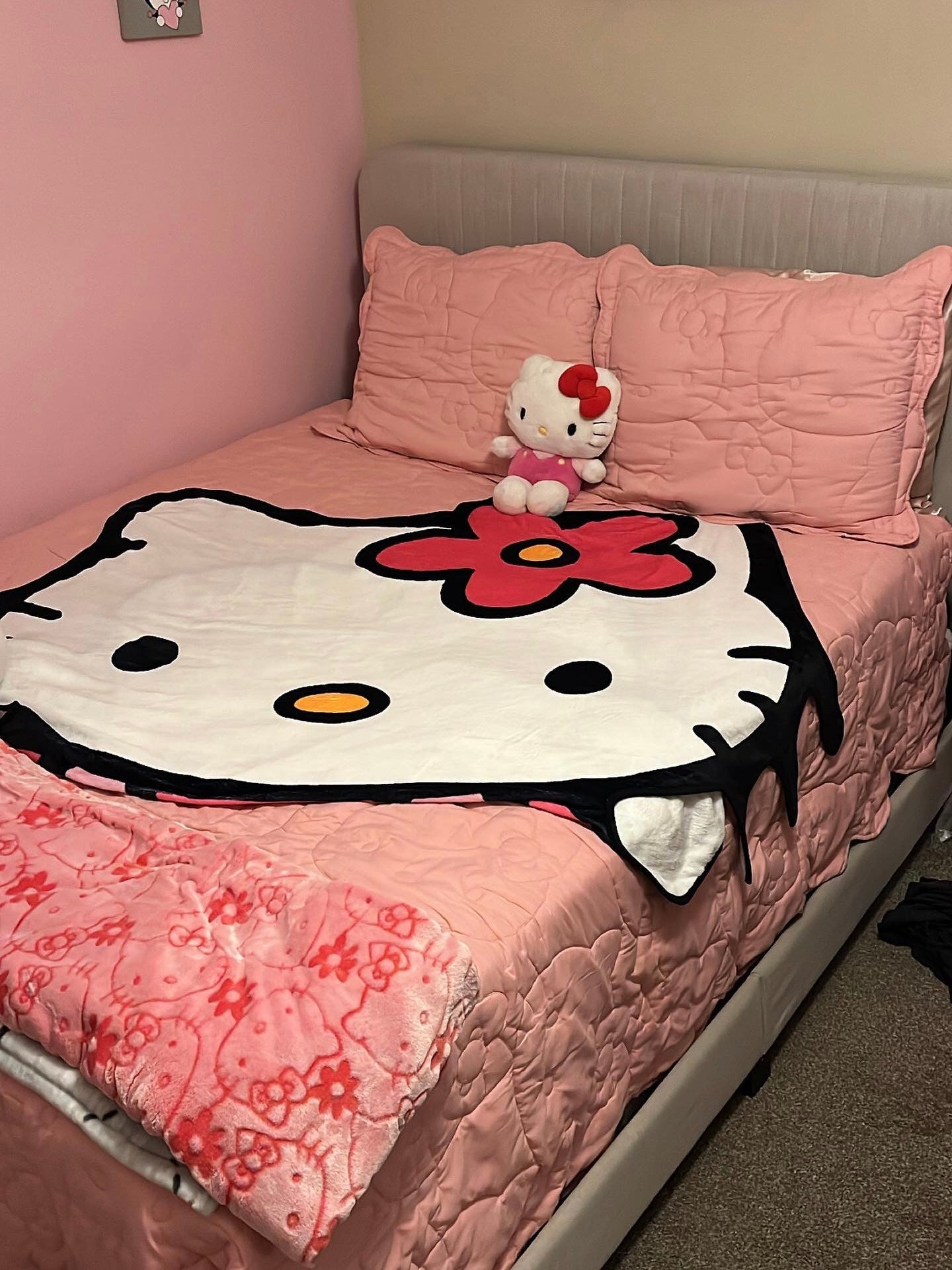 Sanrio Large Blanket