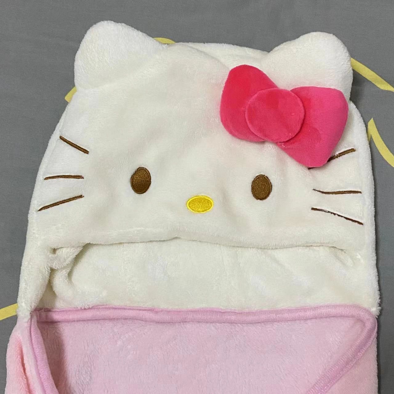 Hello Kitty Cloak Blanket For Kids