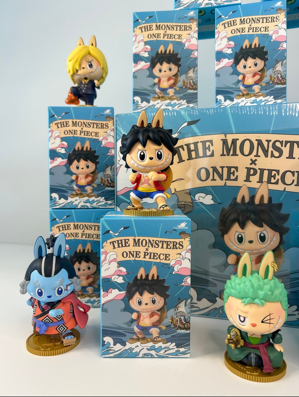 THE MONSTERS – One Piece Series Figures