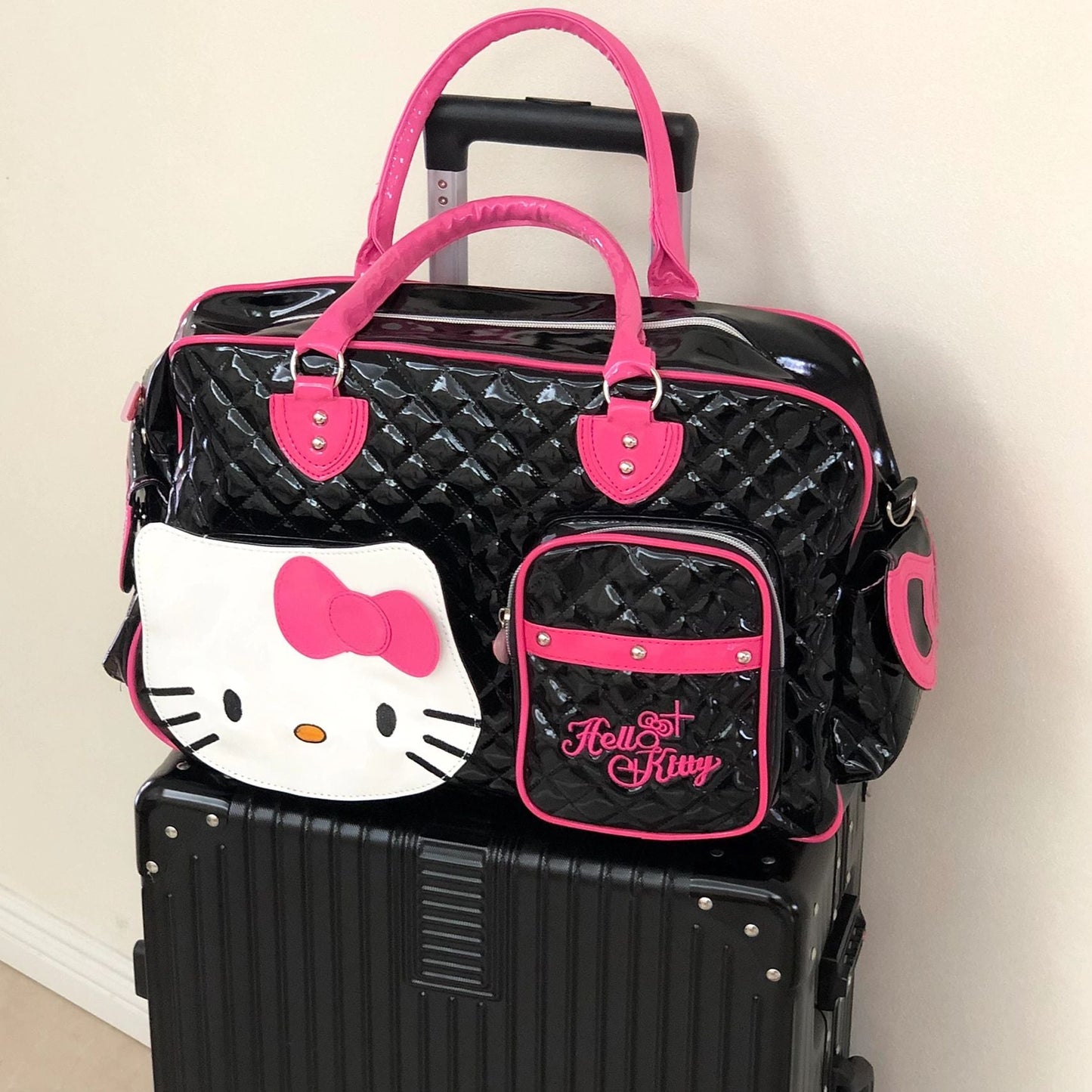 Hello Kitty Large Capacity Purse & Gym Bag