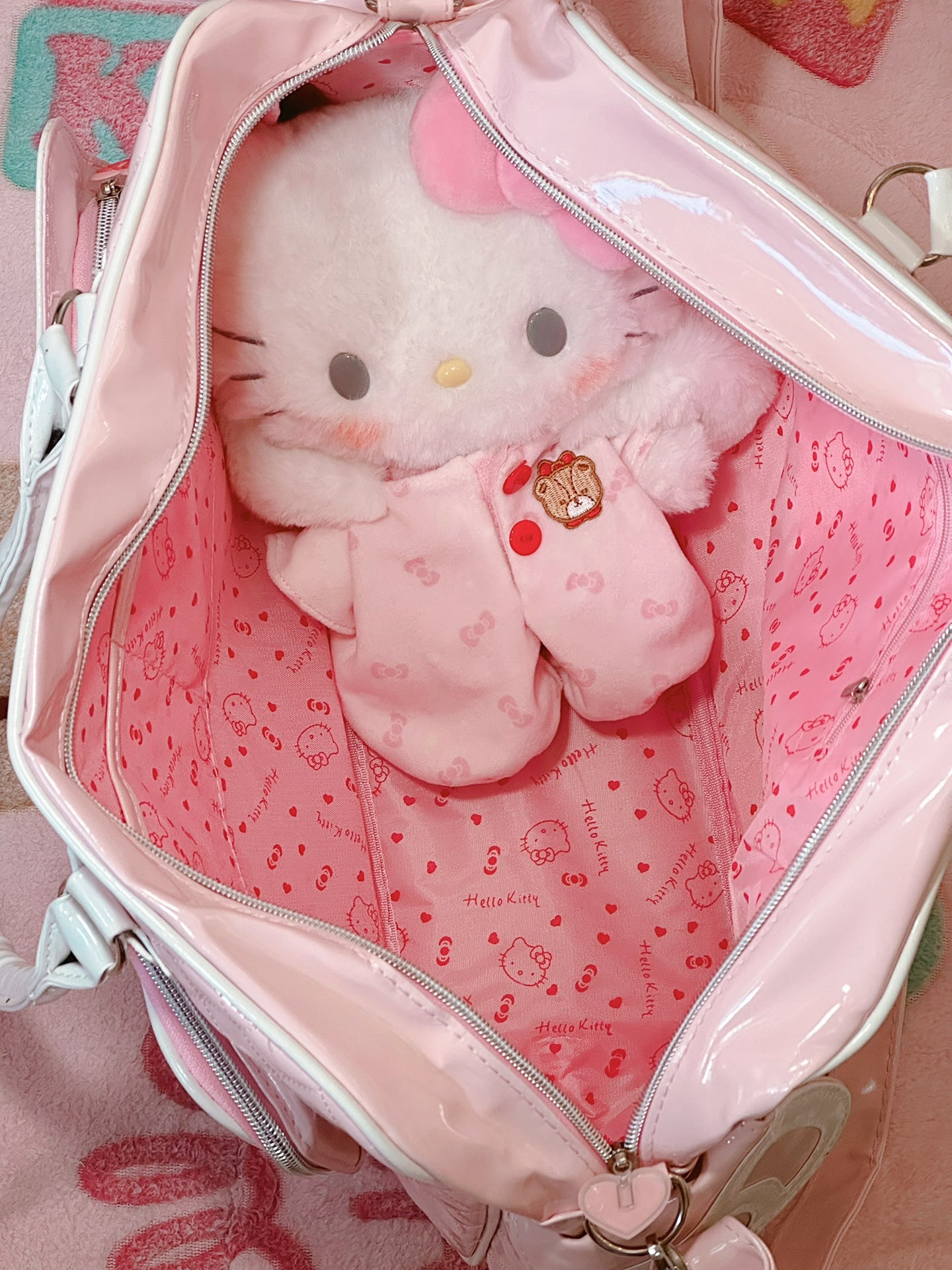 Hello Kitty Large Capacity Purse & Gym Bag